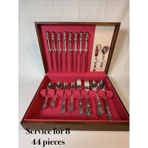 Vtg Rogers and Bro IS Flatware Set Service for 8 ORIGINAL ROGERSFloral Pattern